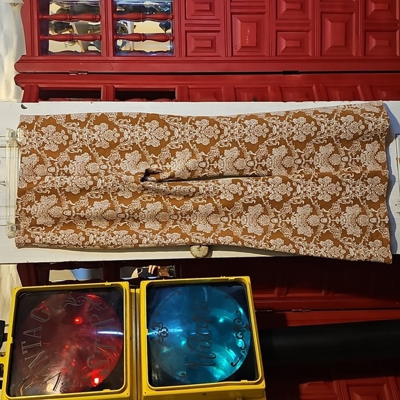 Industry Republic Clothing Slip On Tan/Cream Stretch Bell Bottom Damask Pants - Picture 2 of 5